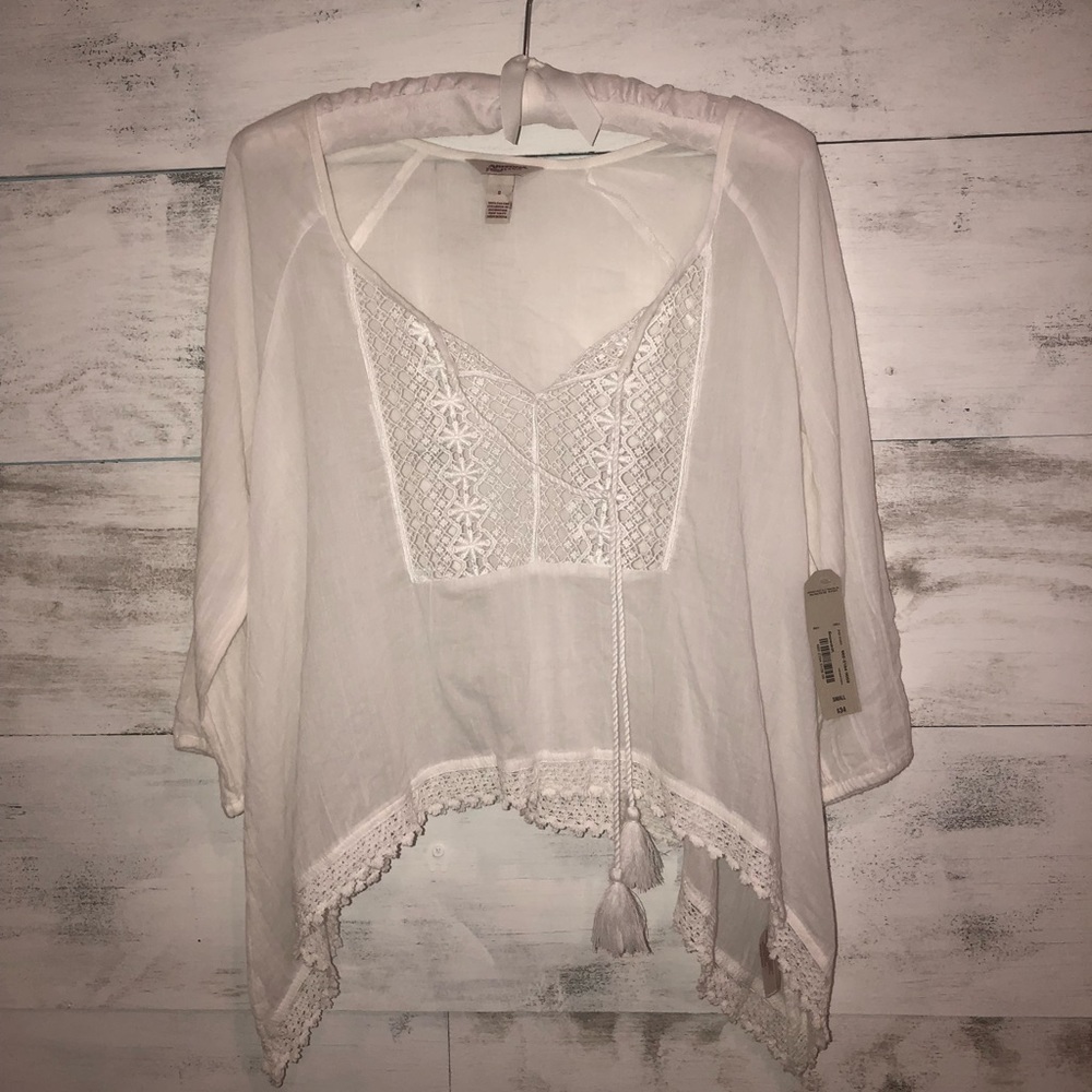 White beach top